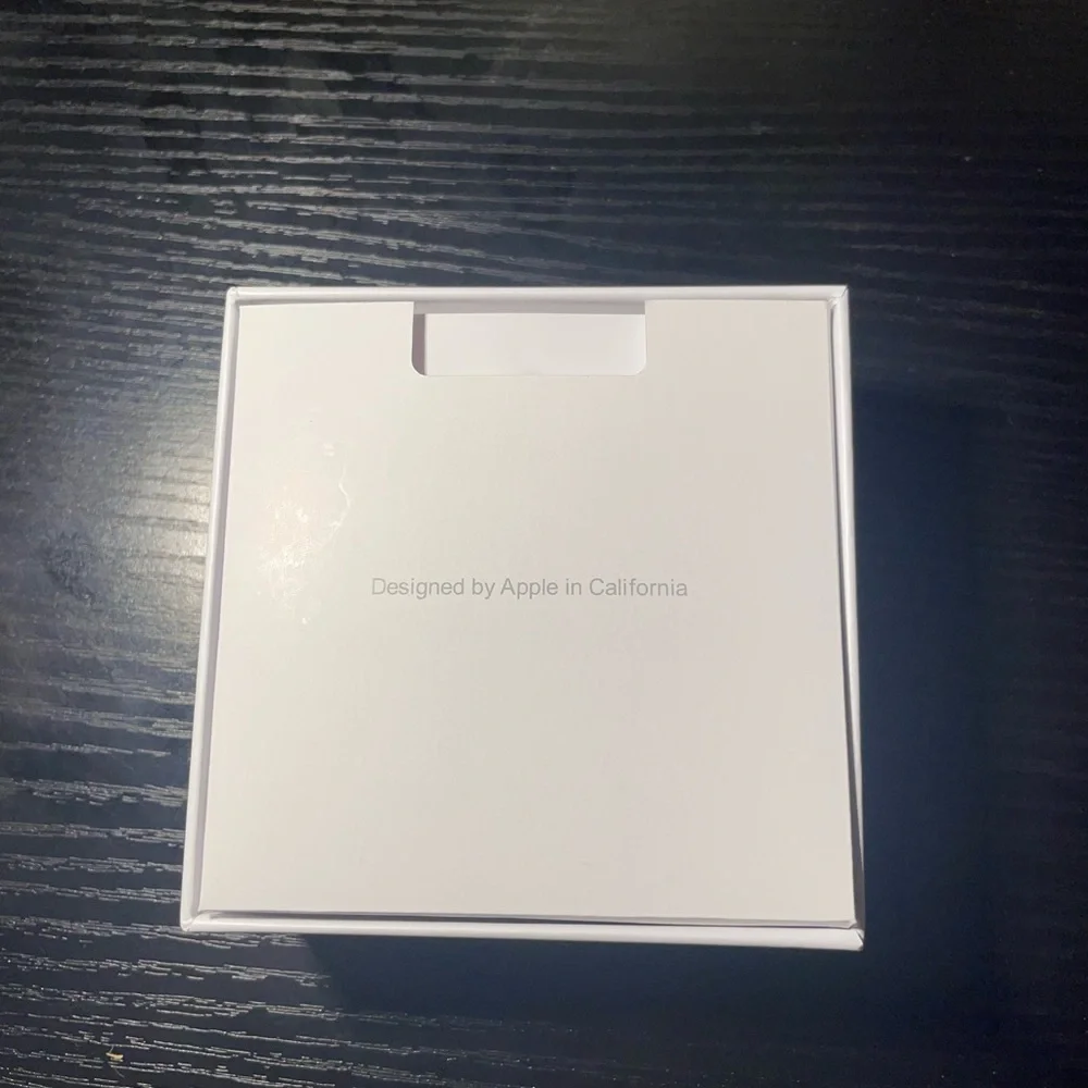 Apple White Wireless Earbuds
